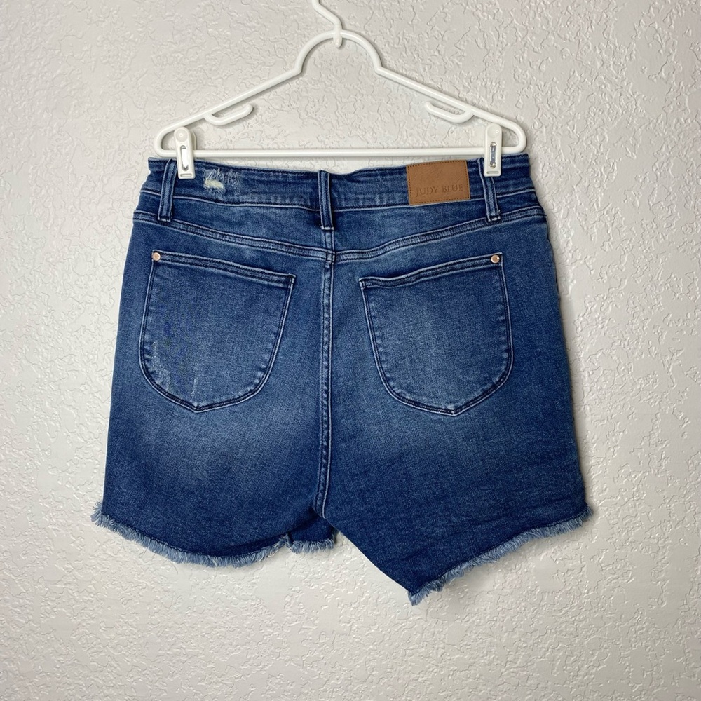 Judy Blue Blue Jean Shorts with Frayed Hem and Distressed Look - Picture 2 of 8